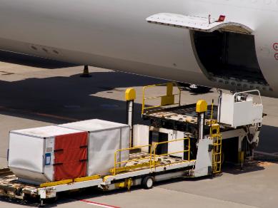 Как работает «Ежедневный Экспресс» ONE GROUP: доставка срочной партии  аксессуаров из Китая